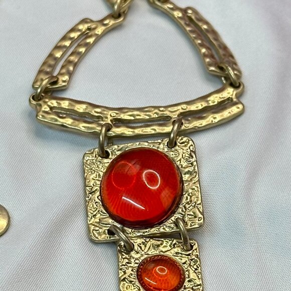 VTG Dana Buchman Gold-Tone Textured Metal Necklace Amber-Colored Cabochons. - Picture 10 of 12